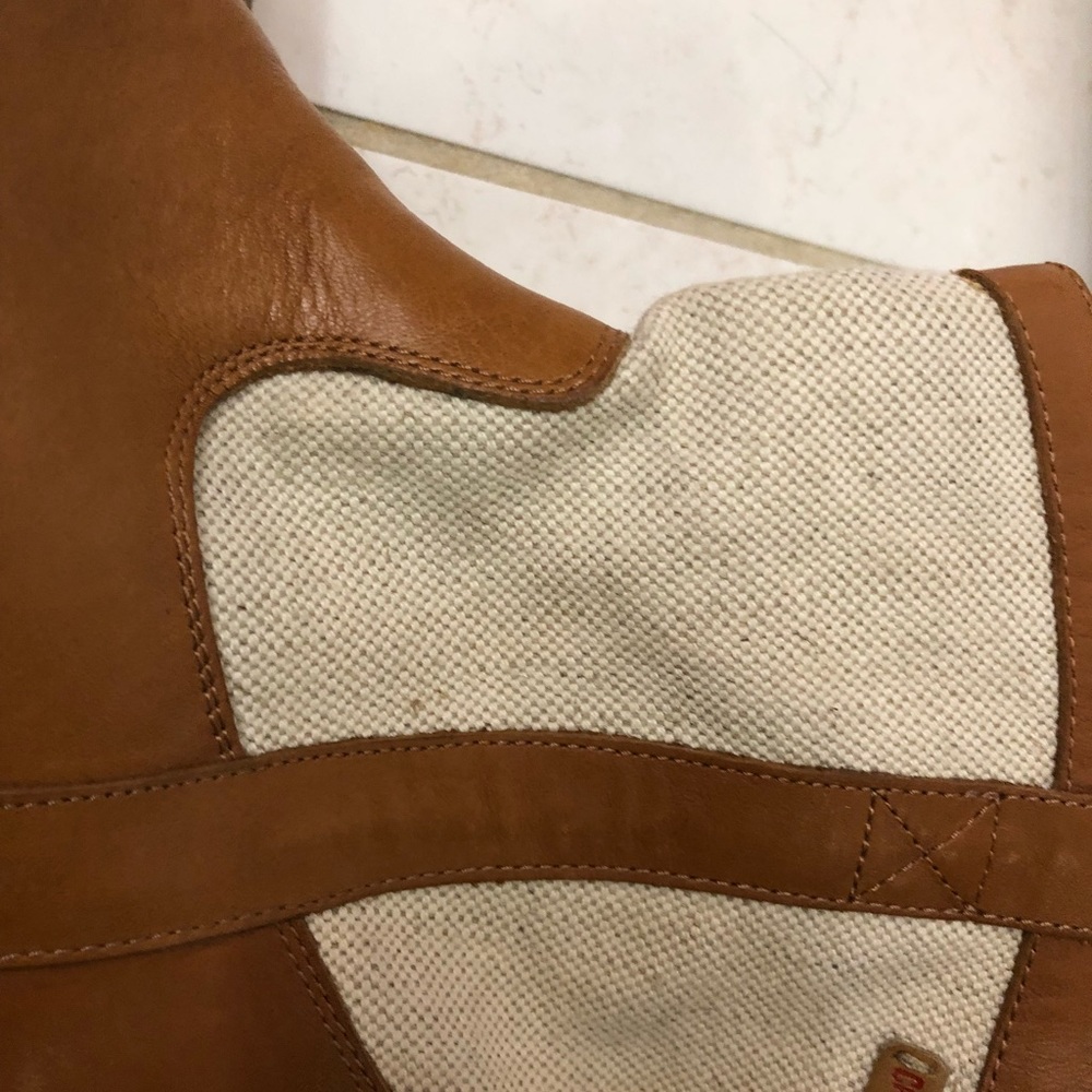 Tan boots - Picture 3 of 3